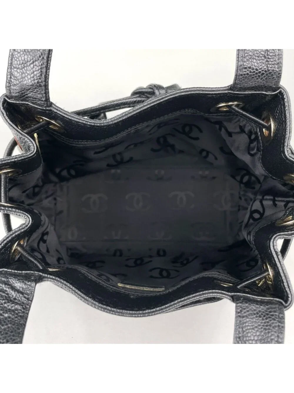 Chanel CC Logo Shoulder Bag Caviar Leather Black